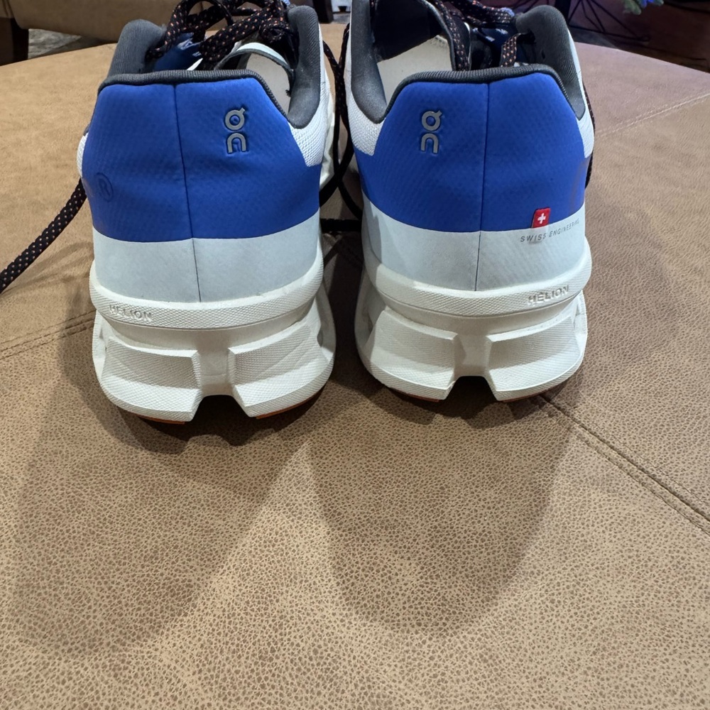 On Running Men's Cloudmonster size 12.5 - Picture 3 of 4